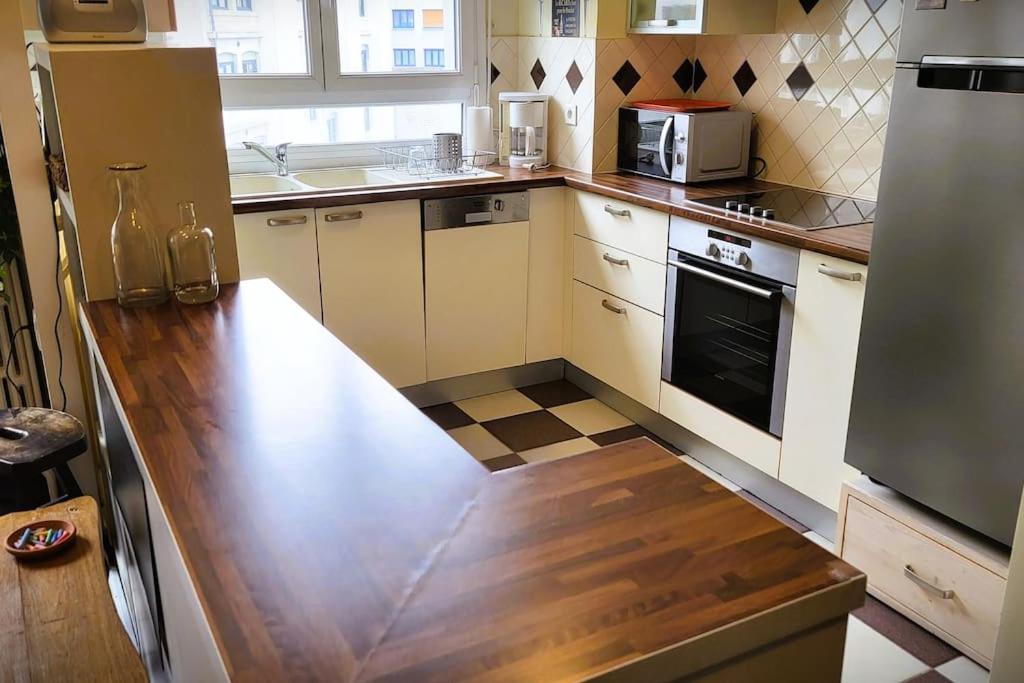 Appartement Des Beaux-Arts Besancon Exterior photo